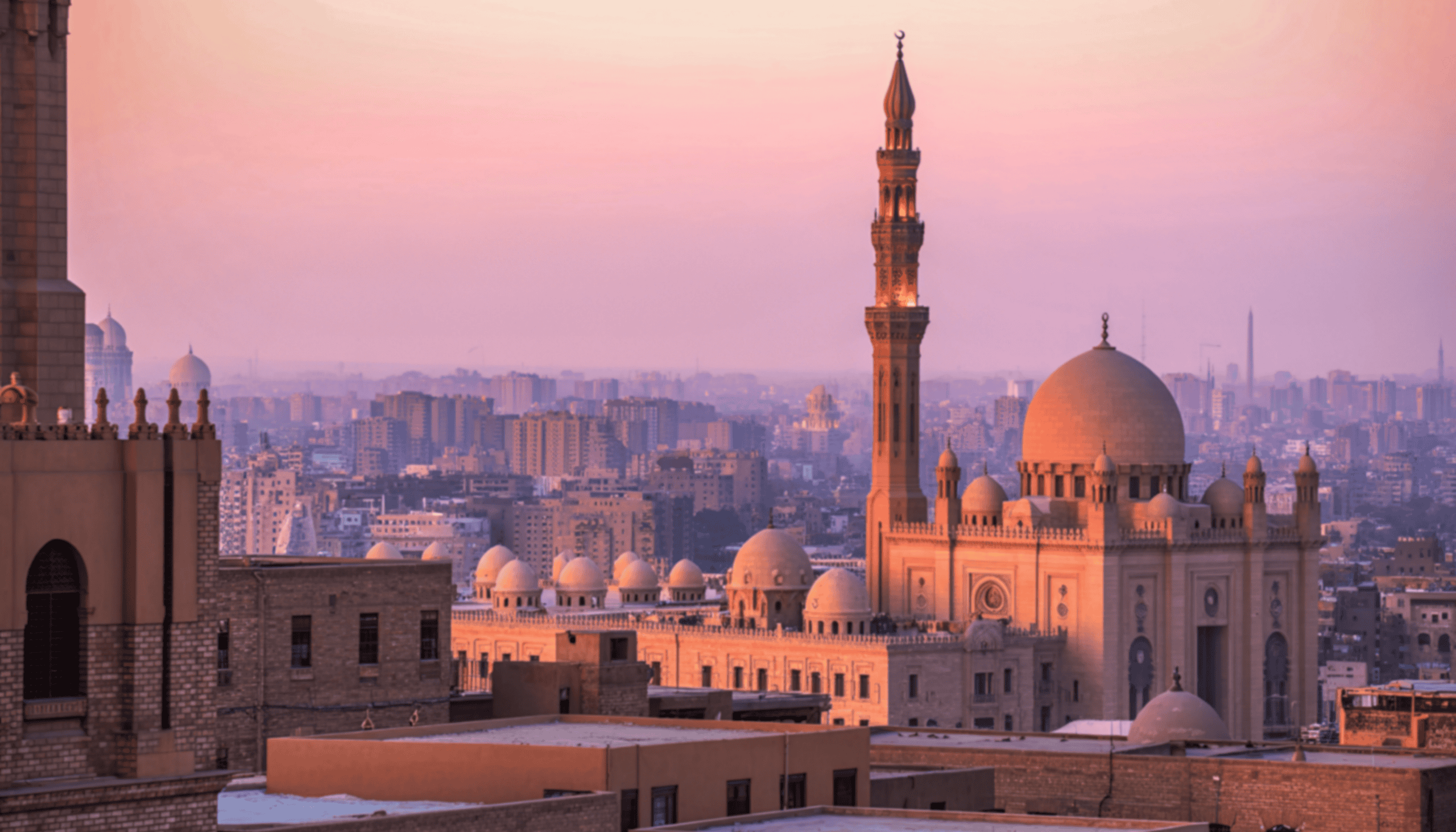 A modern financial district skyline representing the growing Islamic fintech sector in the Gulf, where Shariah-compliant digital financial products are attracting serious venture capital investment across MENA.