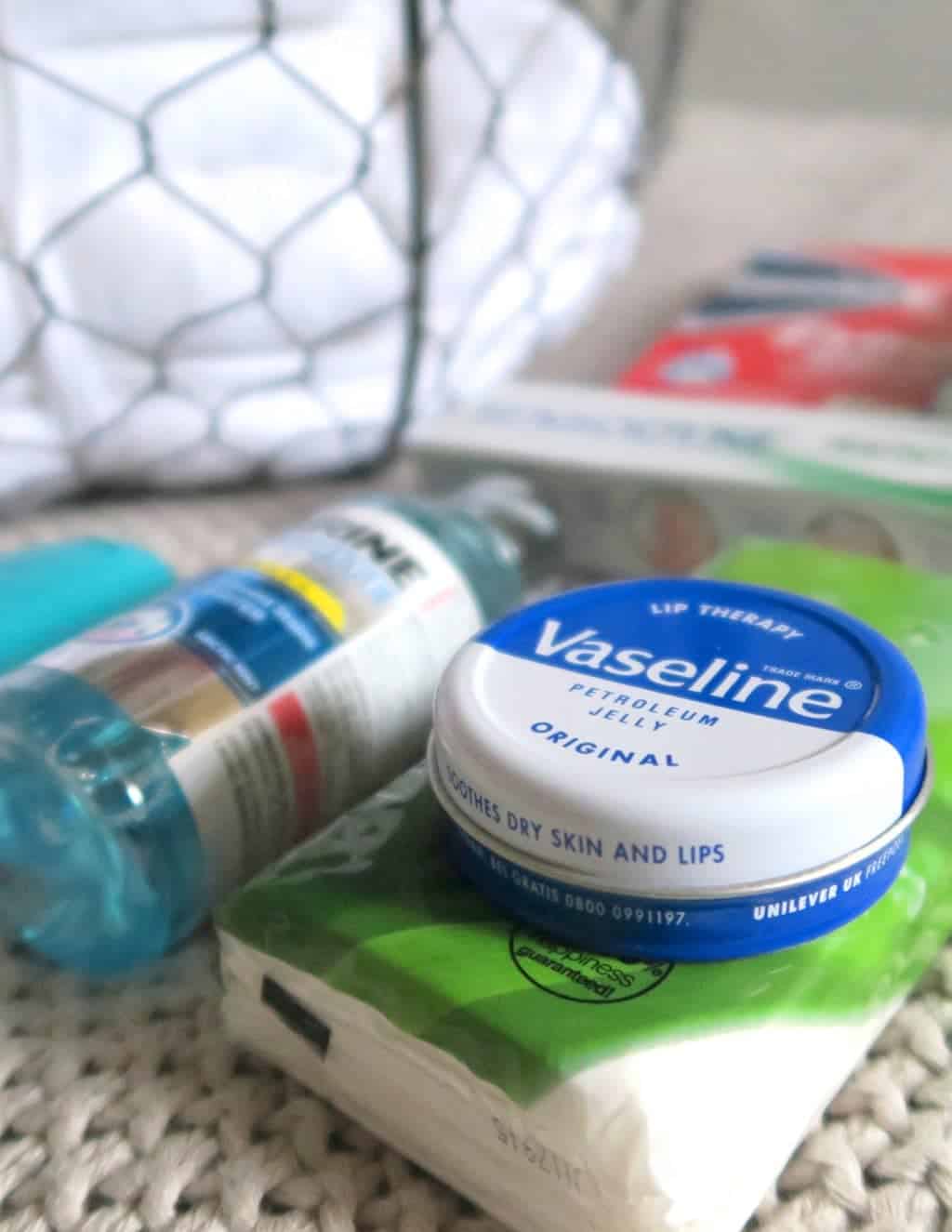 a-welcome-basket-for-houseguest6