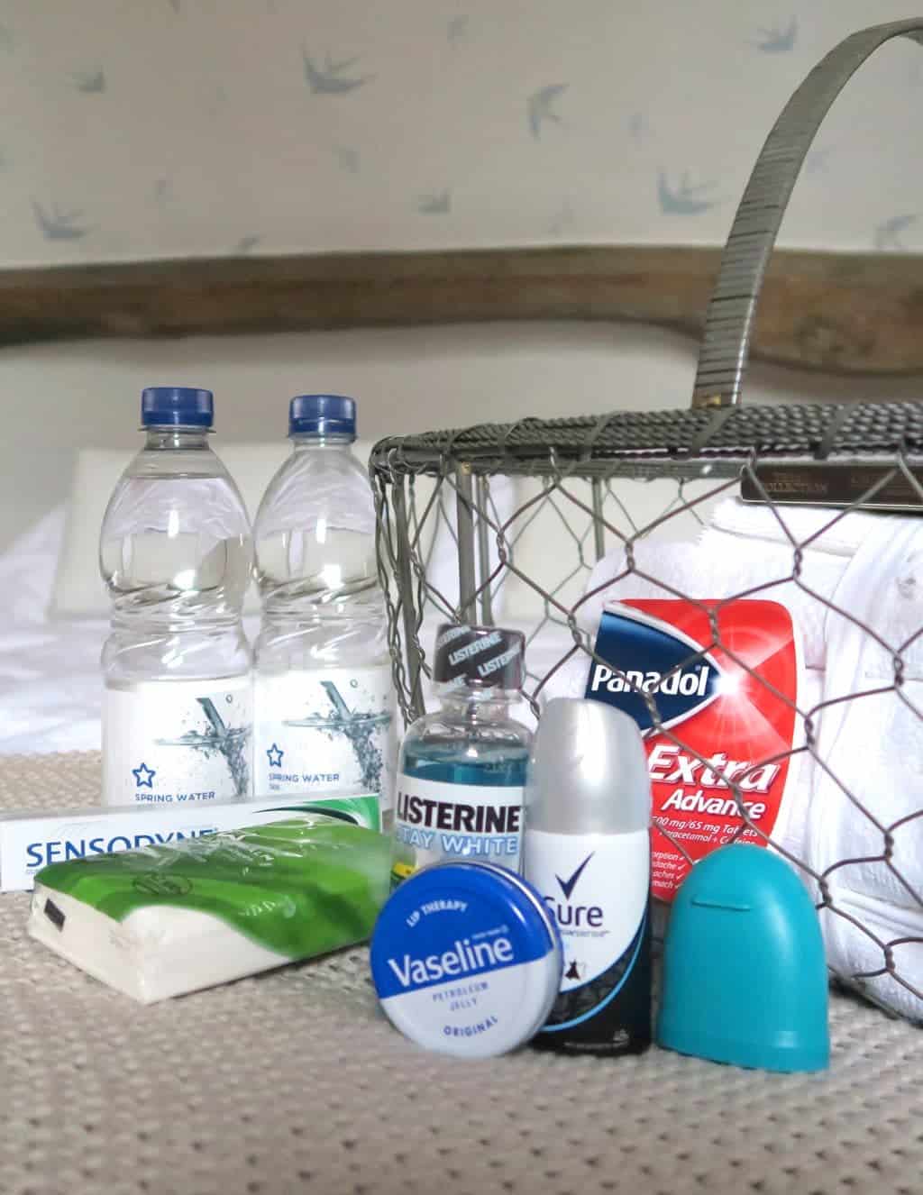 a-welcome-basket-for-houseguests7