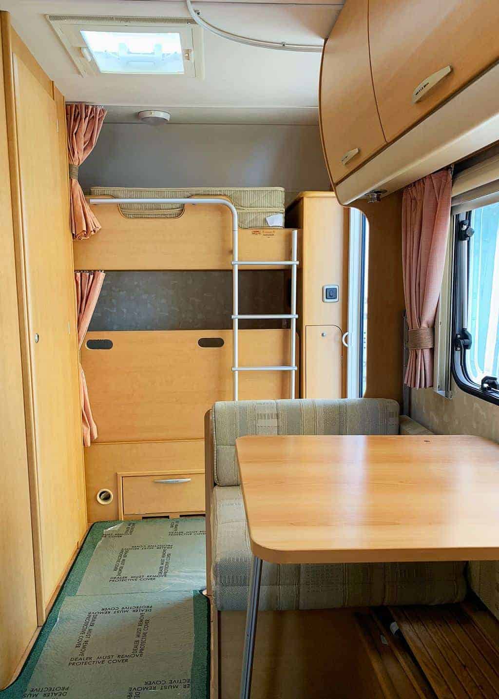 5 Tips on Buying a Second Hand Caravan — know your layout!