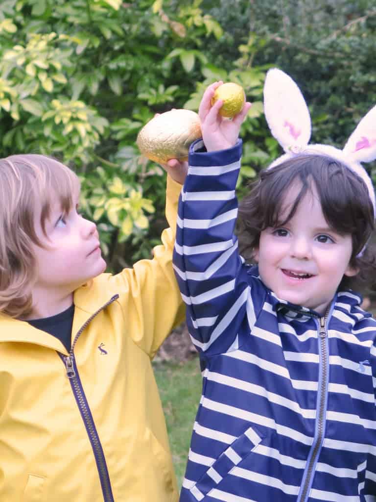 Outdoor Easter egg hunt ideas