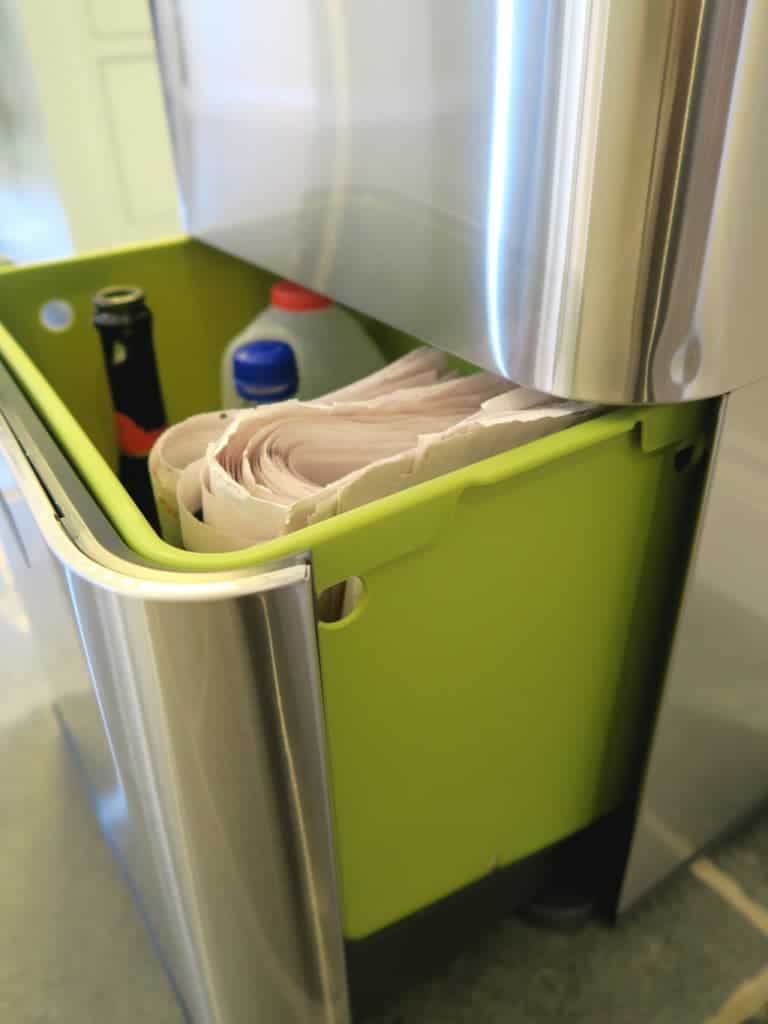 Joseph_Joseph_Totem_60_Bin_Drawer_Open