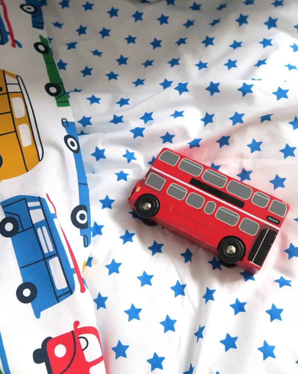 Frugi-bedding-red-bus