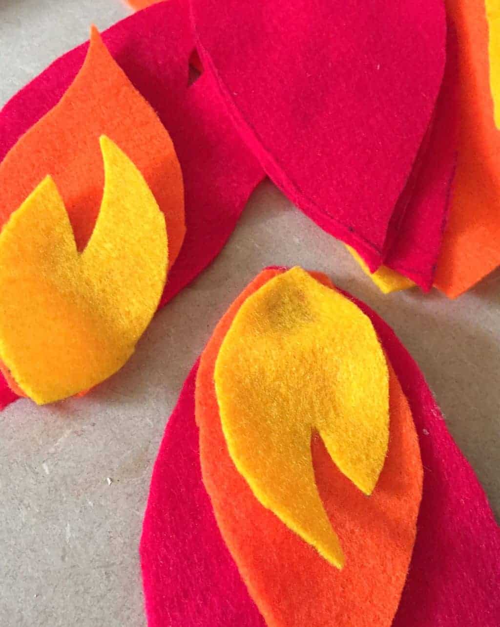 how-to-make-a-rocketpack-felt-flames