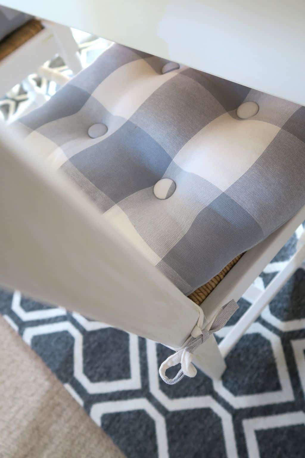 check_cushion