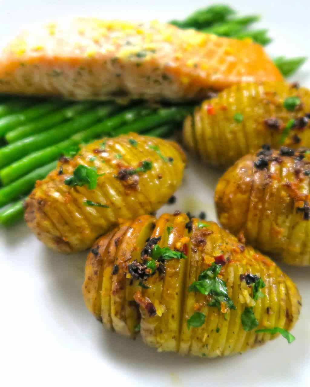 Mini Hasselback Potatoes with Garlic and Chilli