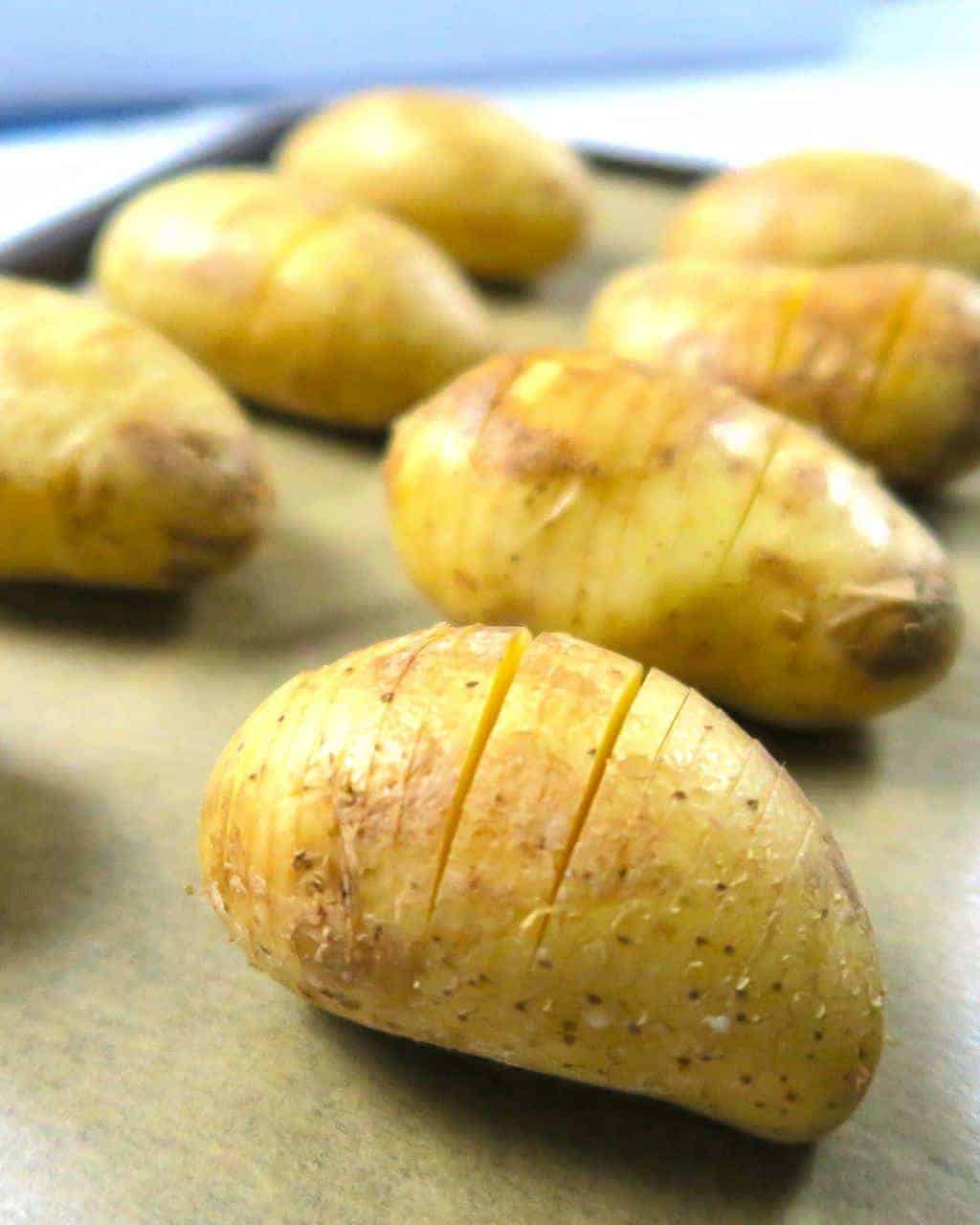 Mini Hasselback Potatoes with Garlic and Chilli