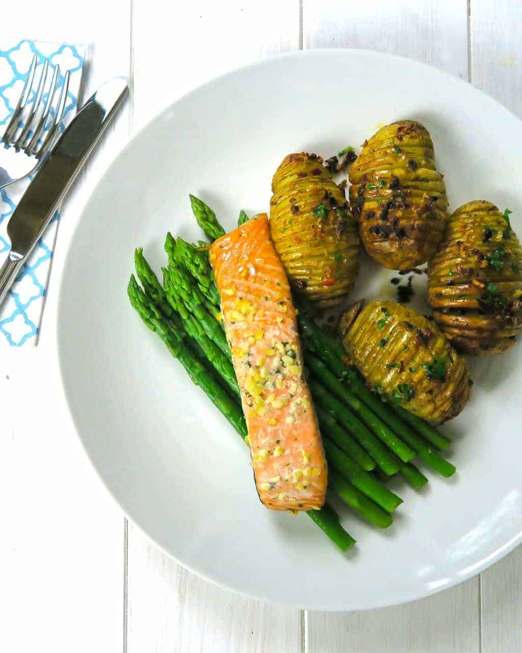 Mini Hasselback Potatoes with Garlic and Chilli