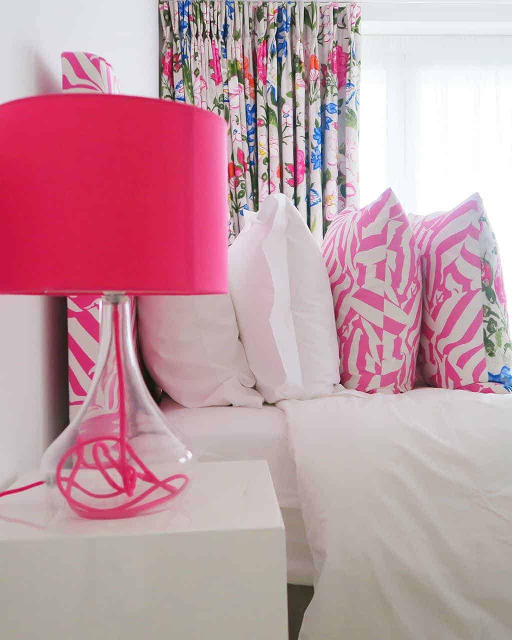 Beautiful bedroomsat Dreamcatchers at St Mawes Retreats
