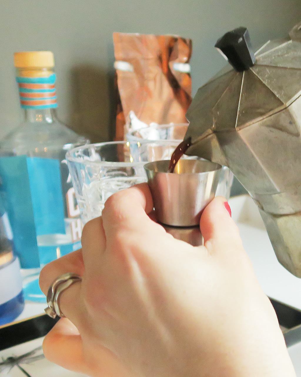Gin and Coffee Together? Try This Gin Coffee Cocktail!
