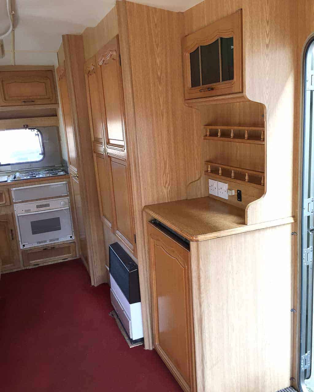 Some tips on painting a caravan interior, including the best paint for caravan interior.