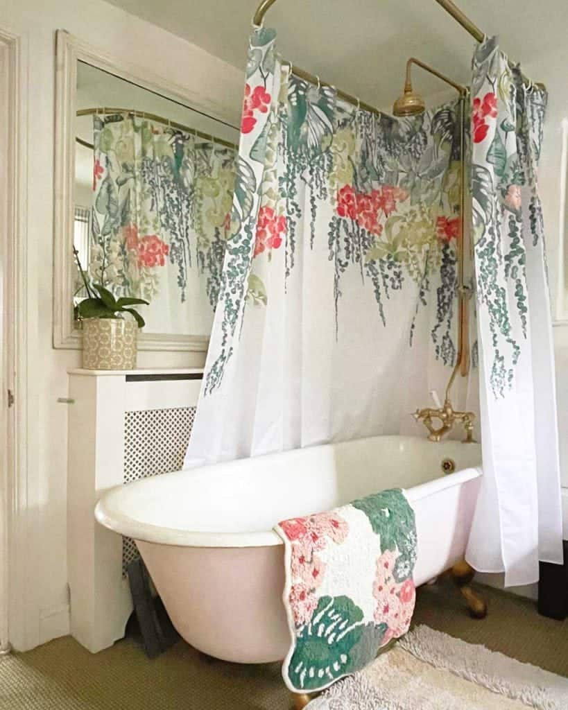 5 Tips for a Simple Bathroom Makeover