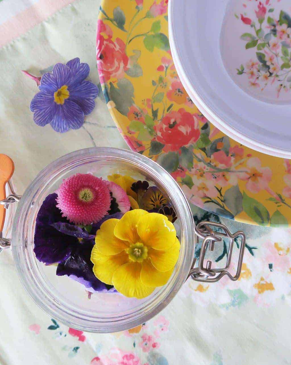 Edible flowers from Delicately Edible plus Spring Florals melamine tableware from Laura Ashley