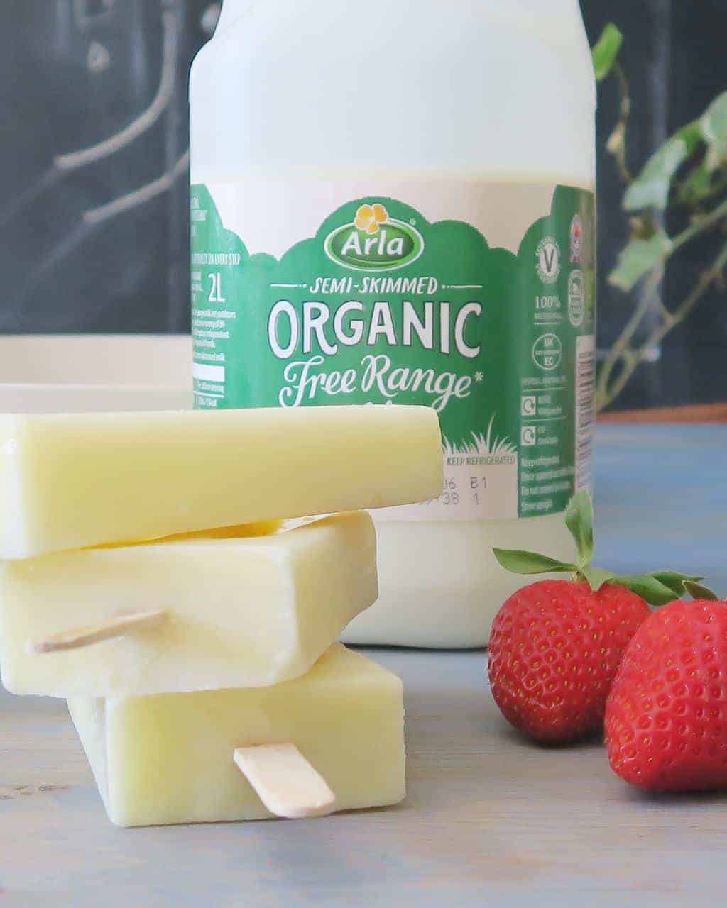 Recipe for Homemade Milk Lollies