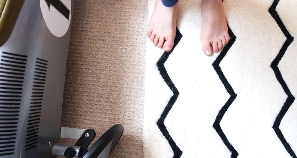 The Listed Home twin bedroom makeover — monochrome kids bedroom decor — black and white zig zag rug from Great Little Trading Company
