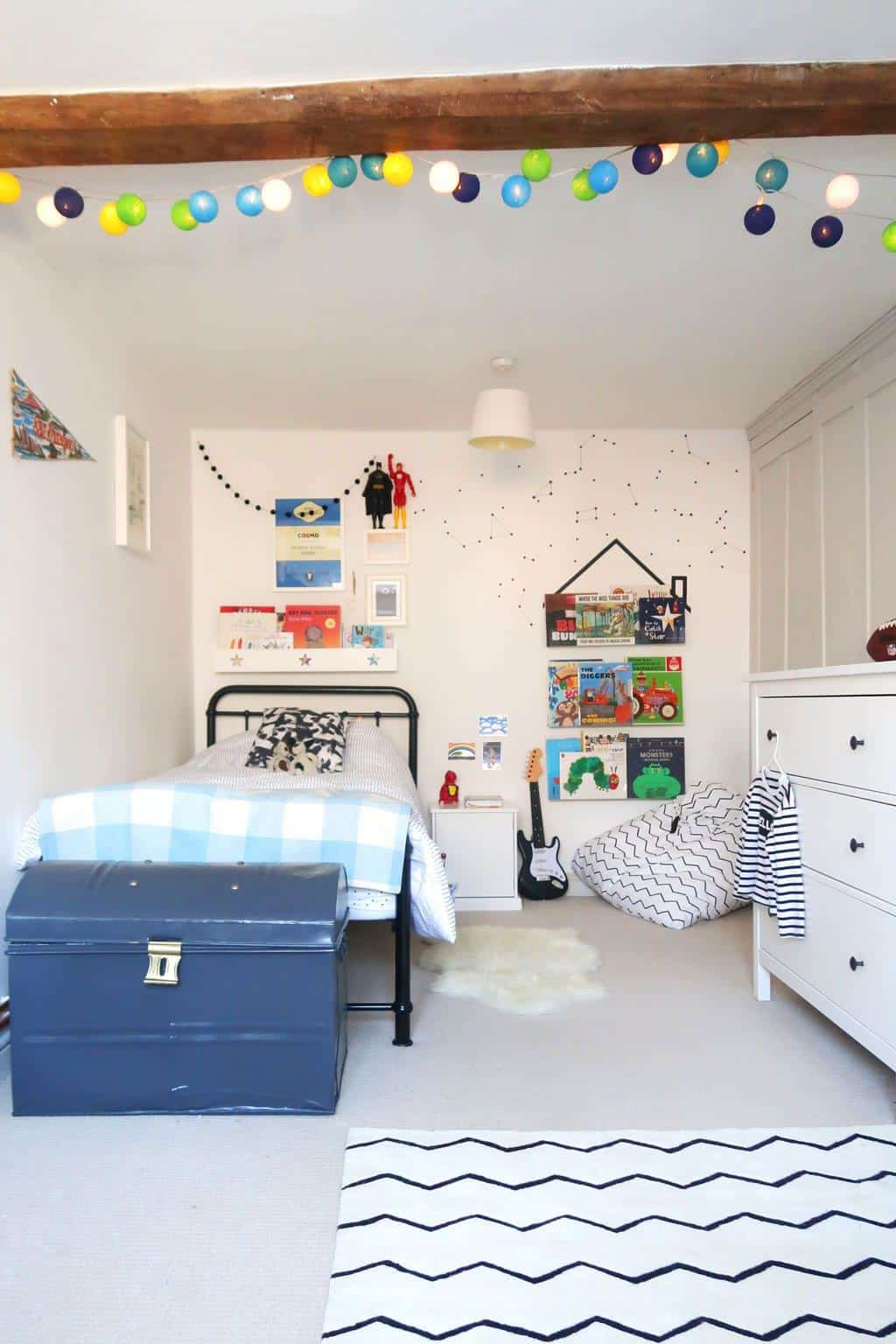 The Listed Home twin bedroom makeover — monochrome kids bedroom decor 