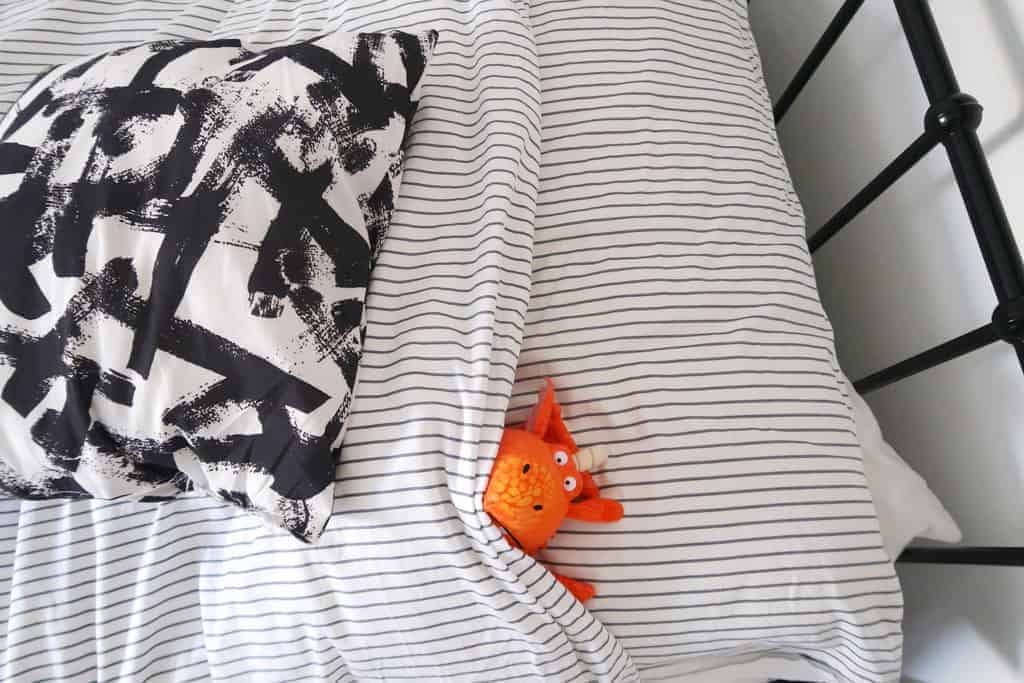 The Listed Home twin bedroom makeover — monochrome kids bedroom decor 