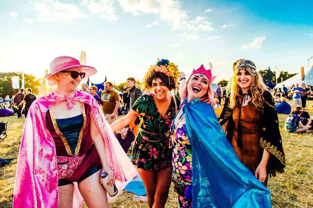 Shiny happy people at Bluedot 2017