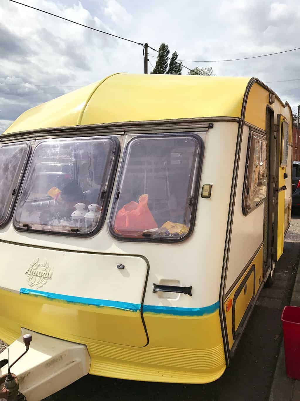 Tips for Decorating a Caravan | Painting a Caravan Exterior