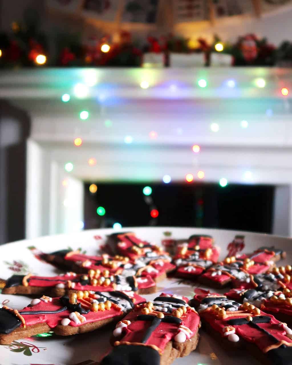 How To Make Iced Nutcracker Biscuits