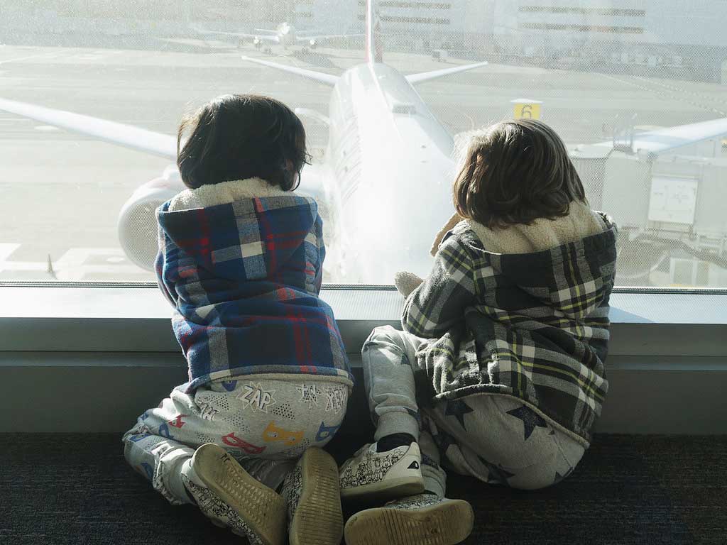 Applying for an ESTA and choosing the best prepaid travel card are some of the top tips for travelling to the USA in this post. 