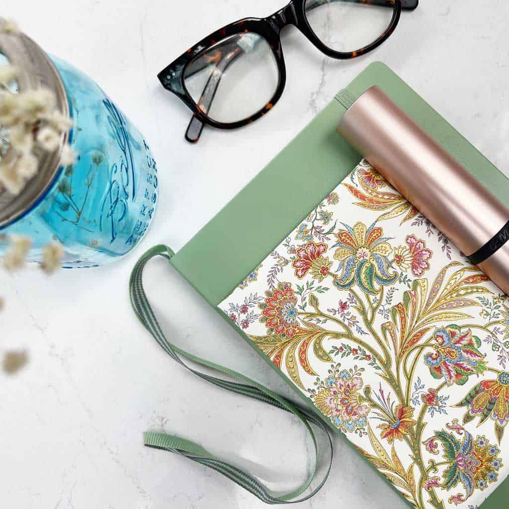 Everyday Luxuries: Gifts For Her. Beautiful stationery is always a treat