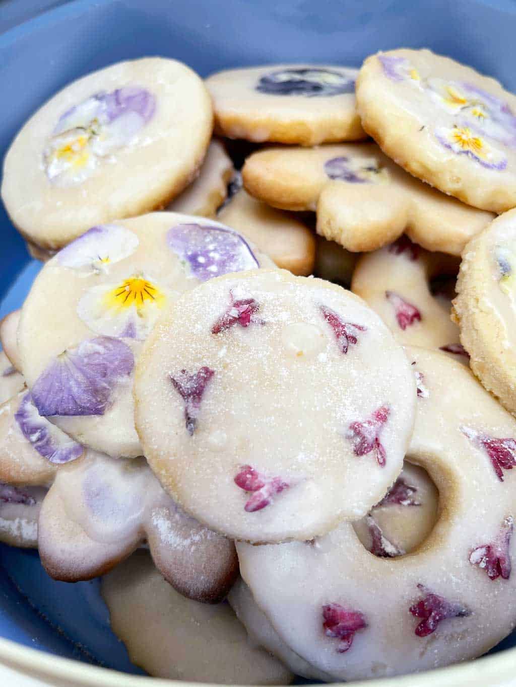 Edible flowers can be used to decorate biscuits, cakes and even salads.