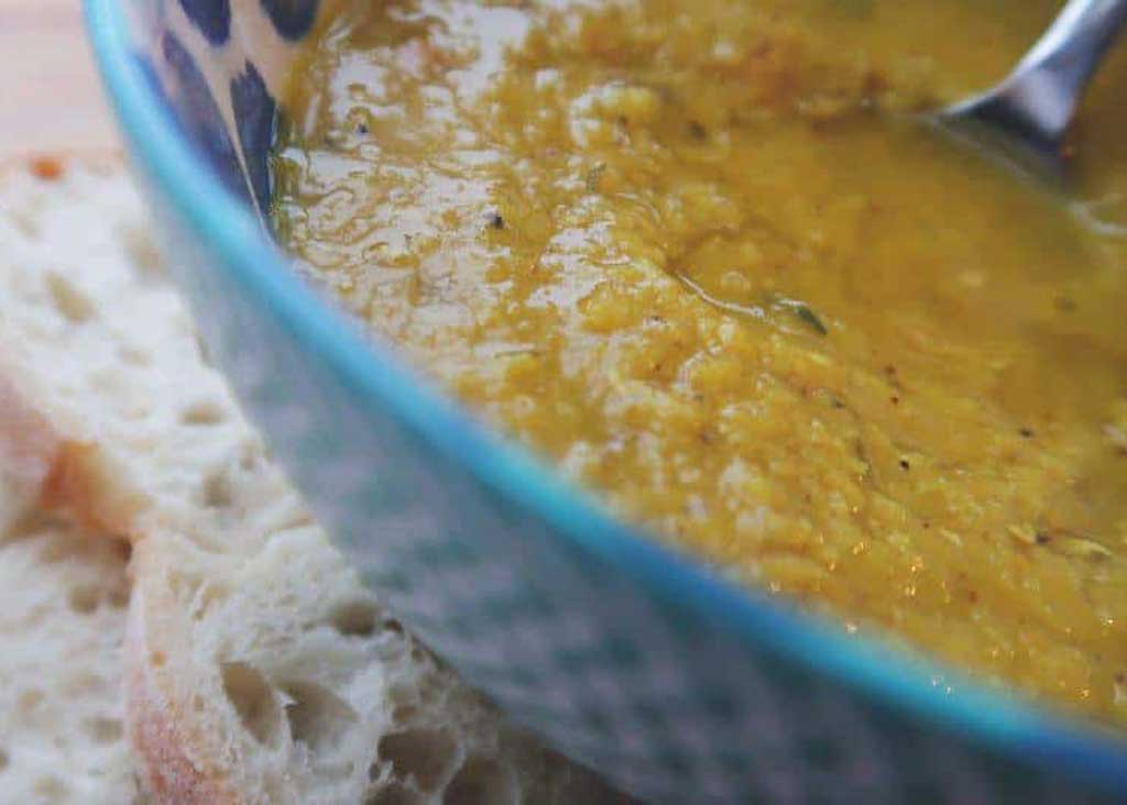 This easy peasy lentil and bacon soup makes a wholesome and filling meal