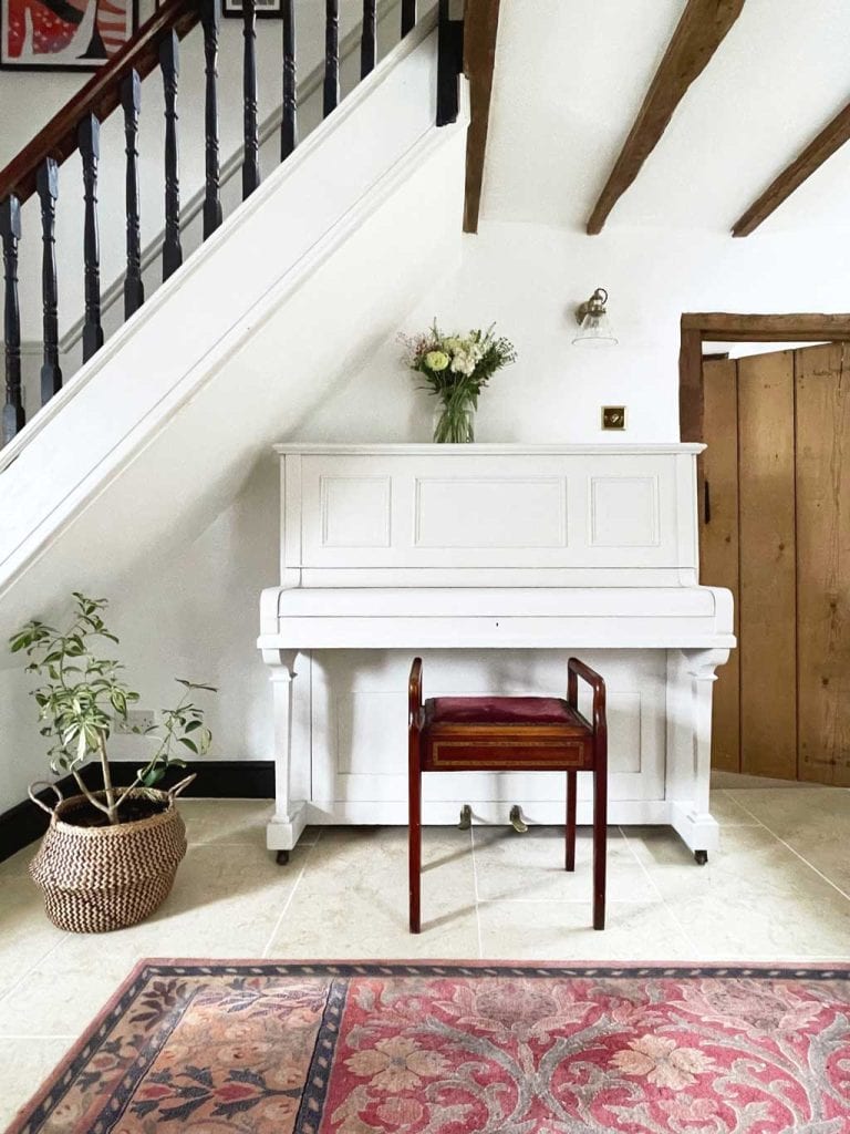 How to paint a piano tutorial, in just 3 easy steps — without priming!