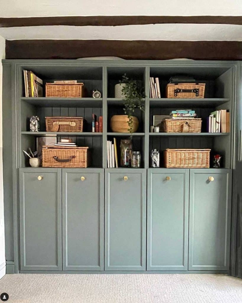 create a bespoke wardrobe or built in  - easy DIY home projects 