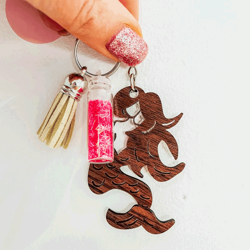 Show-Stopping DIY Party Favors for a Kid’s Birthday Party - DIY Mermaid Keyring