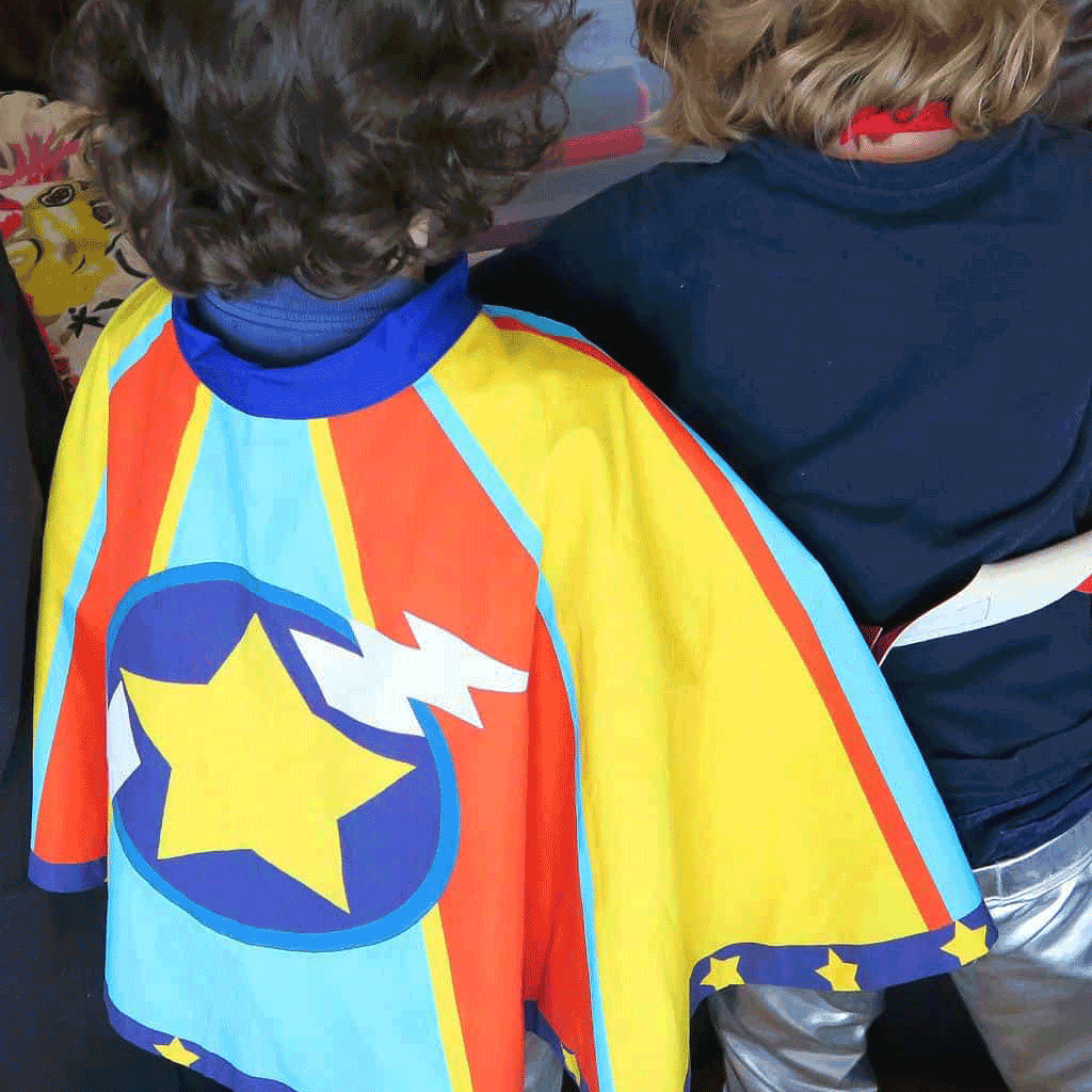 Show-Stopping DIY Party Favors for a Kid’s Birthday Party - DIY kids superhero cape