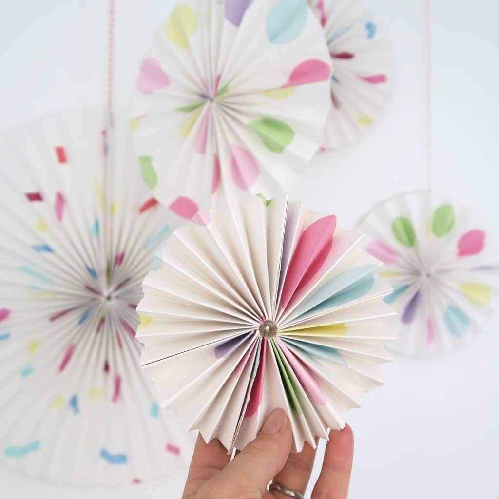 Cheap home decor ideas - turn a pile of scrap paper into beautiful decorations.