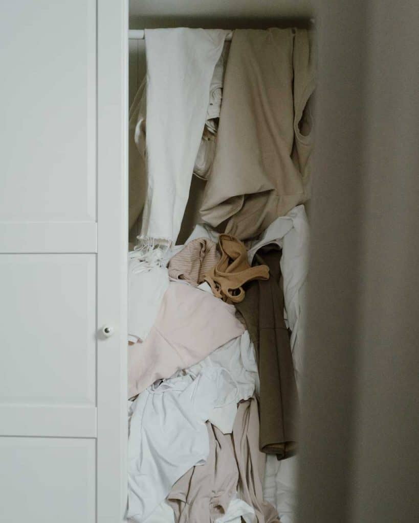 Small Closet Organization Ideas for a Clean and Clutter-Free Home - Declutter