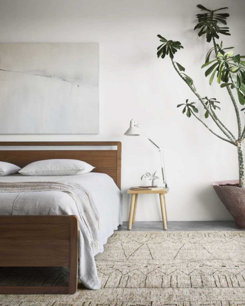 How to Get The Minimal Aesthetic Bedroom Look on a Budget