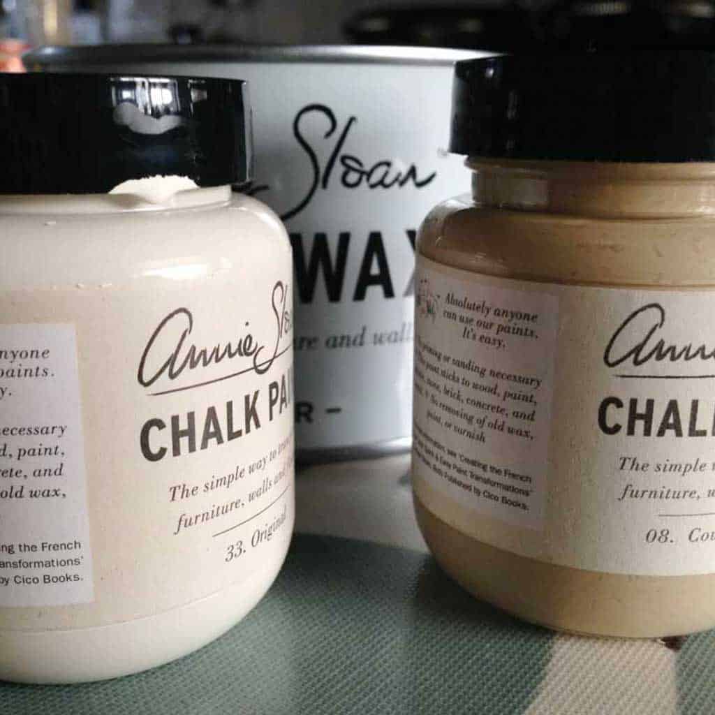 Speciality furniture paint