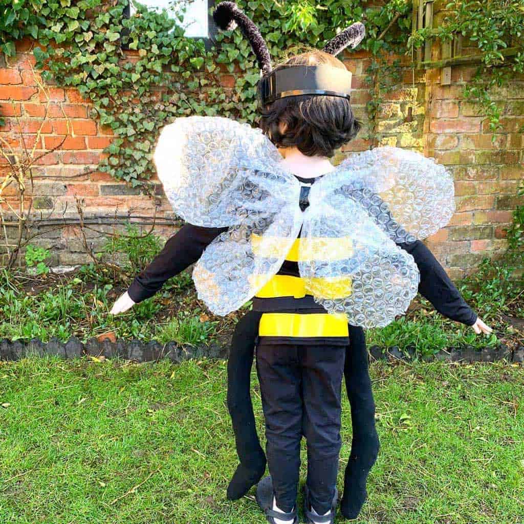 Tutorial to make this bee costume for Halloween