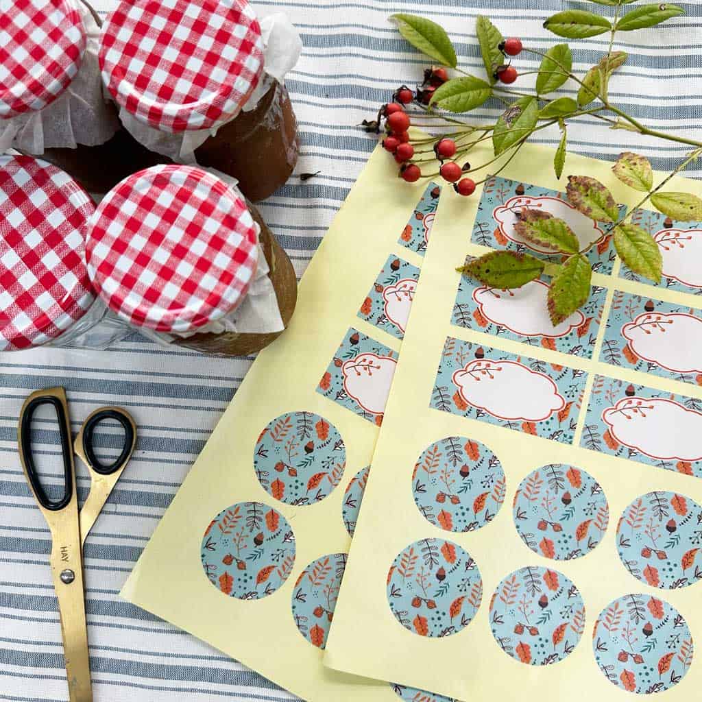 Free printable labels template for jam labels.