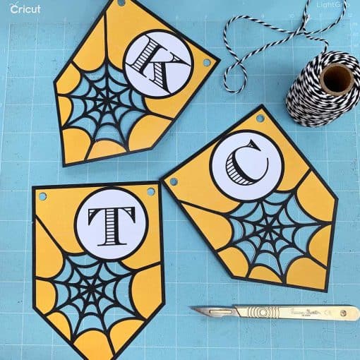 DIY halloween banner