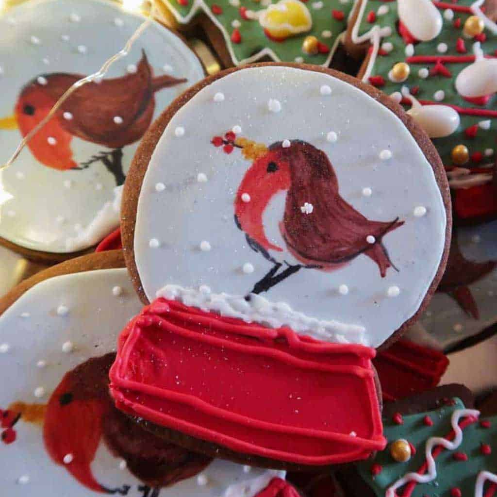 How to Make Christmas Snow Globe Cookies