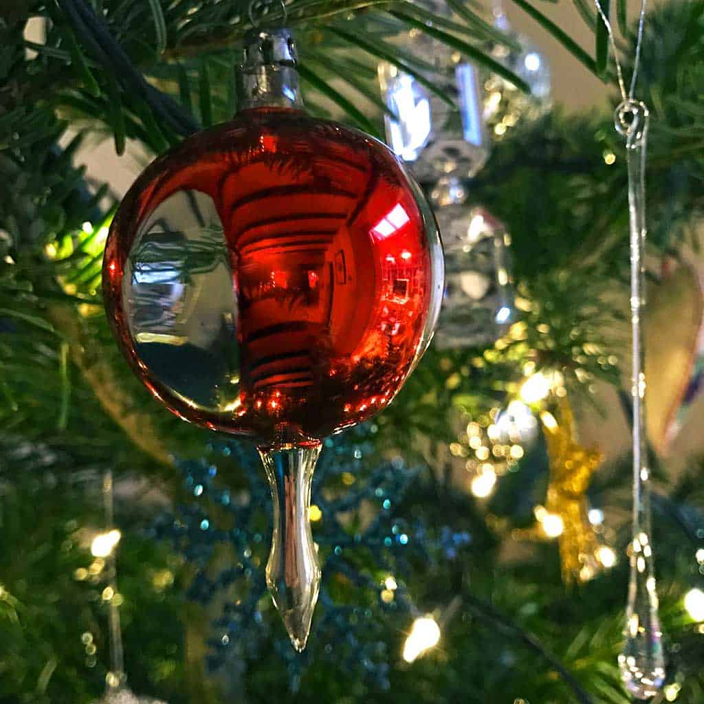 Sourcing and Decorating With Vintage Christmas Decorations