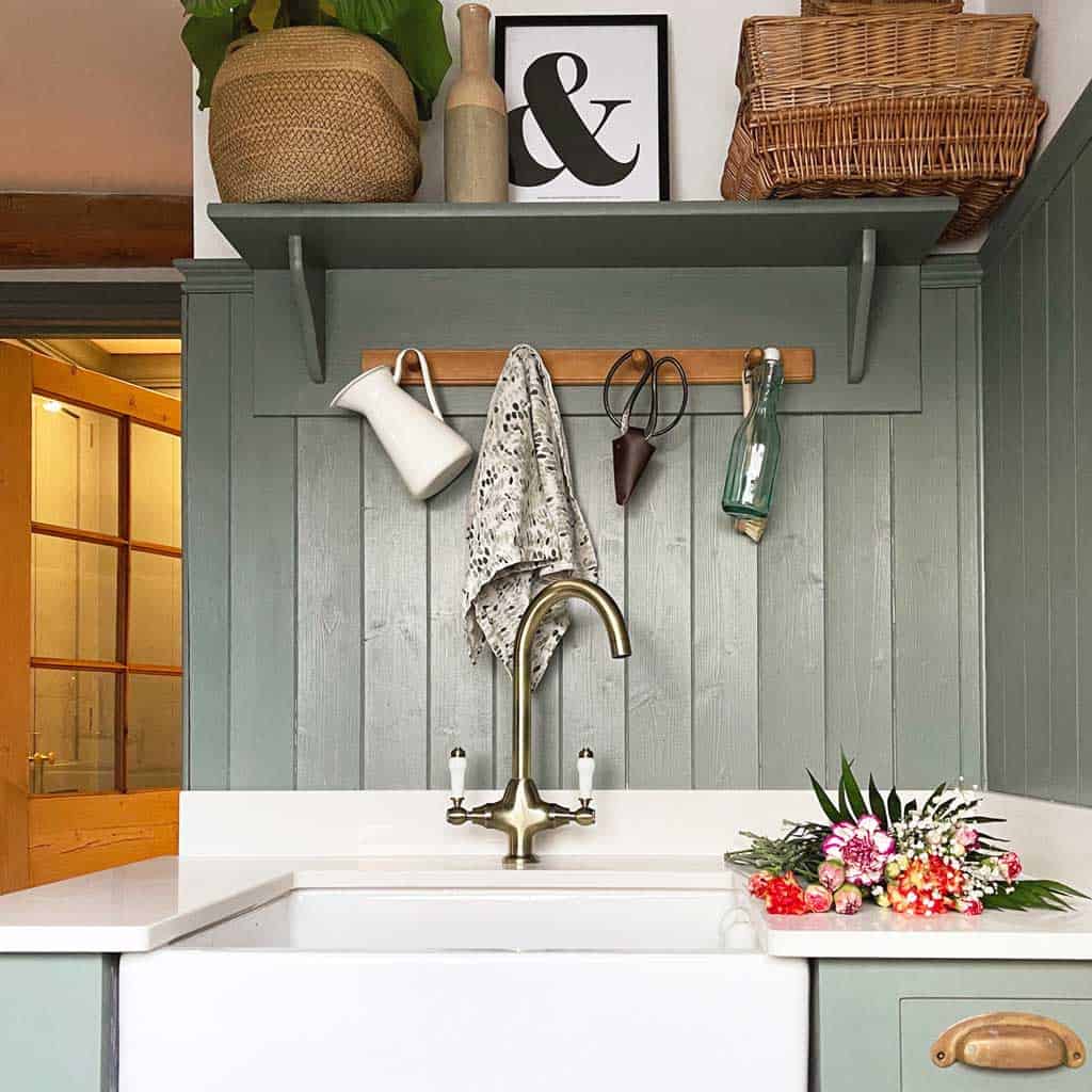 12 of the best sage green paint colors
