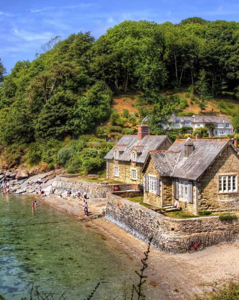 30 seaside names for homes.
