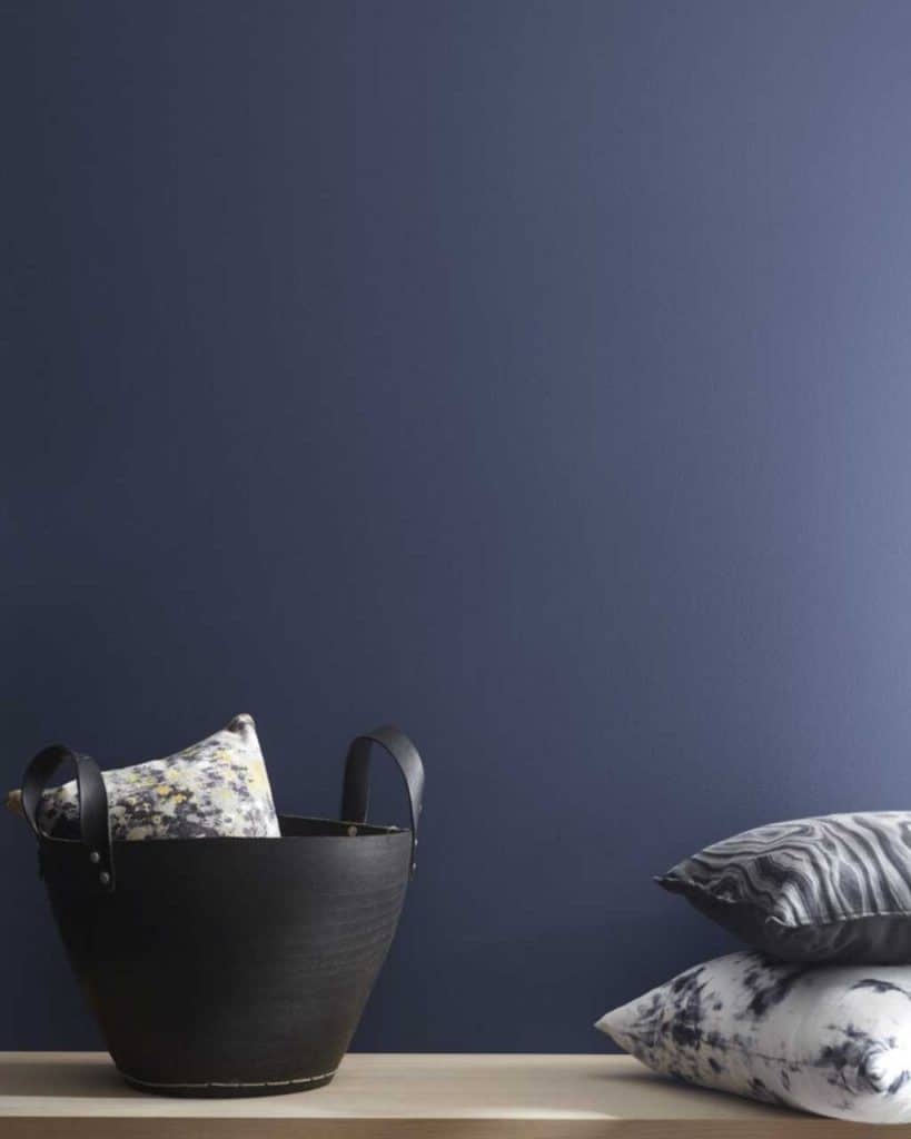 12 of the best dark blue paint shades — Stunning by Benjamin Moore