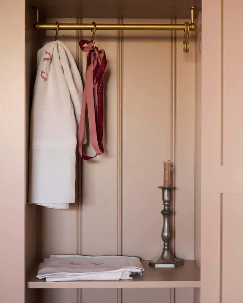 12 pink paint colors for every interior — Princelet Pink by DeVOL