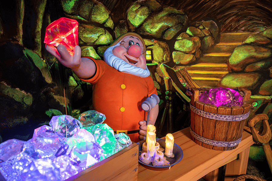 Dwarf Doc - Snow White