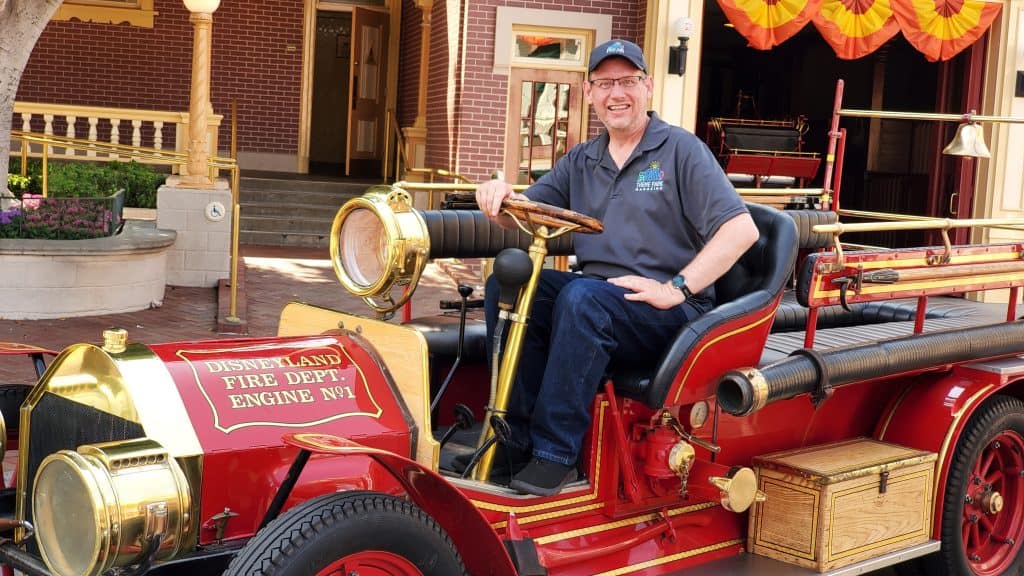 Joe Tracy, editor of Theme Park Magazine
