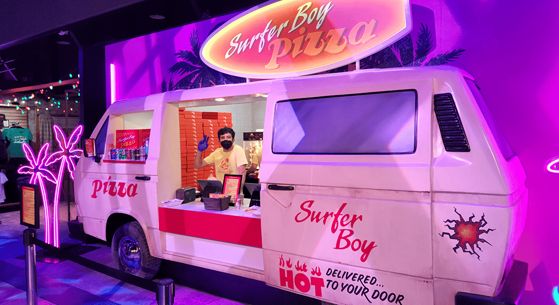 Surfer Boy Pizza - Stranger Things