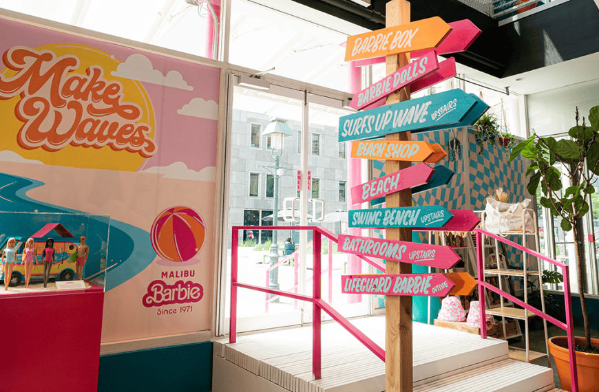 Malibu Barbie Cafe