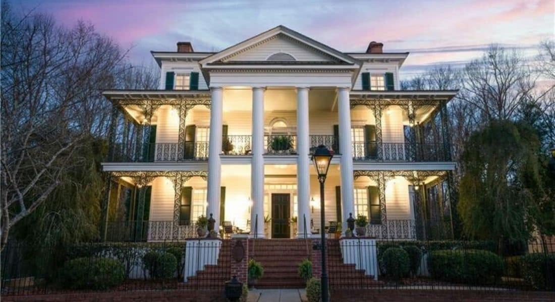 The Haunted Mansion home was created by Mark Hurt who has done contract work for Walt Disney Imagineering.